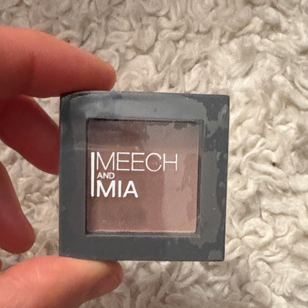 H&M Eyeshadow - Subtle Taupe